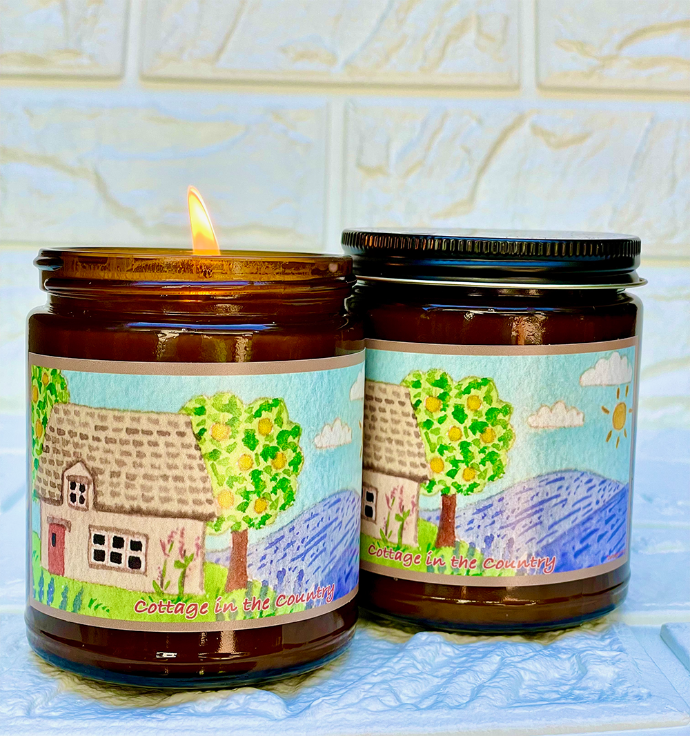 Cottage in the Country | Essential Oil Candle in Amber Jar (9oz)